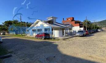 Imagem 3: ALUGO TEMPORADA CASA TÉRREA 4 DORMITÓRIOS COM SPLIT, CENTRO, 200M DA PRAIA, COZINHA , ESTA