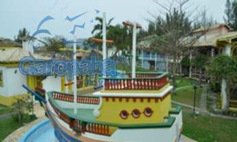 Imagem 2: Alugo por temporada apartamento 1º andar condomínio Galeão, 2 dormitórios, sala estar com