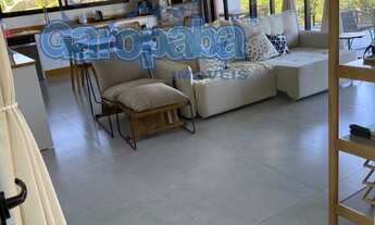 Imagem 3: Garopaba, vendo bela casa,nova, em condomínio fechado, mobiliada com 4 dormitórios (2 suí