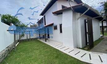 Imagem 7: GAROPABA-SC, alugo por temporada excelente casa com 4 dormitórios,2 banheiros, cozinha com