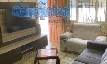 Imagem 7: ALUGO TEMPORADA EM GAROPABA ÓTIMA CASA CENTRO 3 DORMITÓRIOS COM SPLIT 300M DA PRAIA