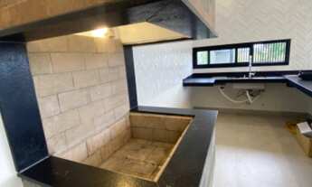 Imagem 5: Casa de Alto Padrão em Garopaba-SC: Sobrado Novo com Vista Privilegiada. 3 Quartos, 2 Suít