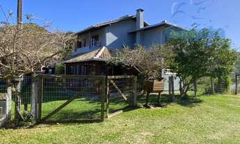 Imagem: ALUGO TEMPORADA EM GAROPABA SOBRADO 4 DORMITÓRIOS