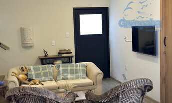 Imagem 3: Aluguel de Apartamento de Luxo em Garopaba-SC: 2 Suítes, Sala Ampla, 1 Vaga de Garagem, Wi