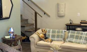 Imagem 2: Aluguel de Apartamento de Luxo em Garopaba-SC: 2 Suítes, Sala Ampla, 1 Vaga de Garagem, Wi