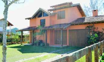 Imagem 3: ALUGO TEMPORADA EM GAROPABA EXCELENTE SOBRADO JUNTO A PRAIA