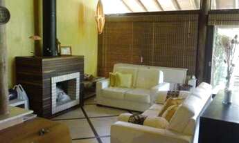 Imagem 2: ALUGO POR TEMPORADA BELA CASA CENTRAL E PRÓXIMA DA PRAIA