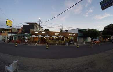 Imagem 5: Restaurante à beira mar