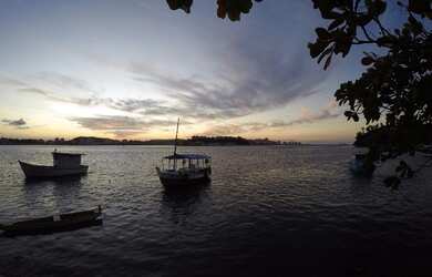 Imagem 6: Restaurante à beira mar