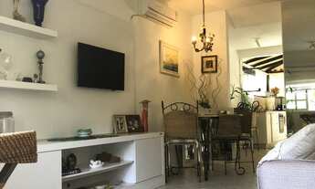 Imagem: Sobrado na Praia do Estaleiro Locação