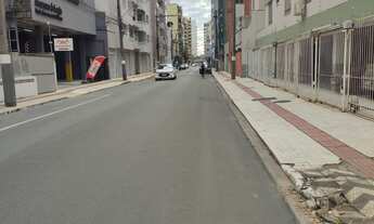 Imagem 6: Apartamento de 2 Dormitórios no centro de Balneario Camboriu Mobiliado e com churrasqueira