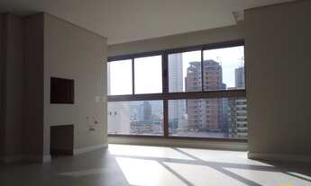 Imagem 4: 4 Dormitorios perto da Av. Brasil na região central de Balnerio - Acabamento de Alto Padrã