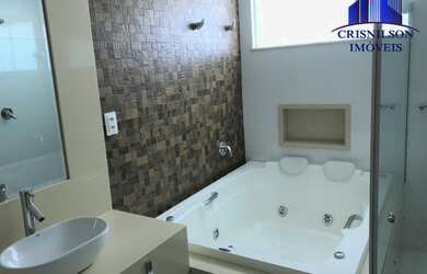 Imagem 5: CASA À VENDA ALPHAVILLE LITORAL NORTE I, R$ 1.750.000,00, EXCELENTE, 4 SUÍTES, PISCINA NOV