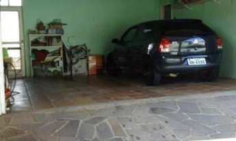 Imagem: 3 dormitórios, 4 vagas na garagem, 158M²