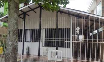 Imagem: AMPLA CASA NO CENTRO DE BALNEÁRIO CAMBORIÚ