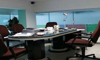 Imagem 2: Excelente sala comercial frente Mar, na Av. Atlântica. estuda permuta