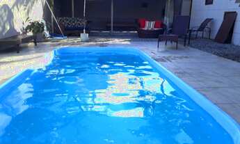 Imagem: CASA COM PISCINA NO ESTALEIRINHO