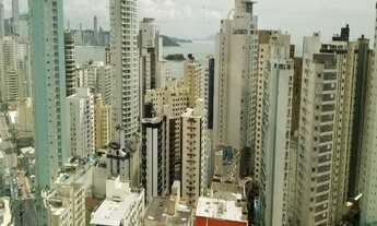 Imagem 4: Lindo imóvel de alto padrão, com 3 suítes em plena Avenida Brasil Balneário Camboriú. ACEI