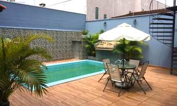 Imagem: Casa com PISCINA centro de Balneário Camboriu!