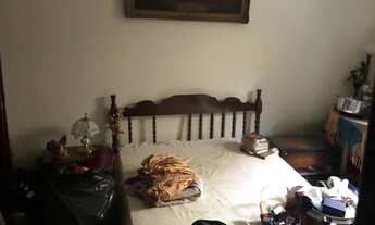 Imagem 4: 4 dormitórios, 1 suítes, 4 banheiro, 2 vagas na garagem, 180M² de Área Construída