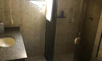 Imagem 6: 4 dormitórios, 1 suítes, 4 banheiro, 2 vagas na garagem, 180M² de Área Construída