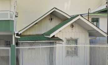 Imagem: Casa no centro de Baneário Camboriú