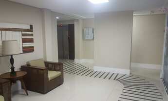 Imagem 2: Apartamento 4 dormitorios sendo 1 dependencia de empregada quadra mar Balneário Camboriu