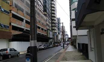 Imagem 2: Apartamento central com terraço privativo