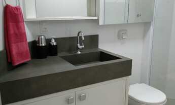 Imagem 3: Apartamento central com terraço privativo