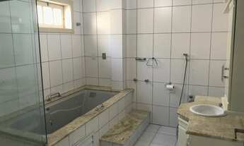 Imagem 5: AMPLA CASA COM PISCINA NO CENTRO DE BALNEÁRIO CAMBORIÚ