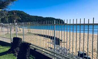 Imagem: Casa FRENTE MAR na Praia da ilhota em Itapema