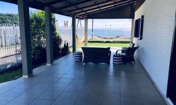Imagem 3: Casa FRENTE MAR na Praia da ilhota em Itapema, divisa com Balneário Camboriu