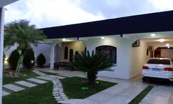 Imagem 3: Casa em Itapema, com área gourmet e mesa de bilhar