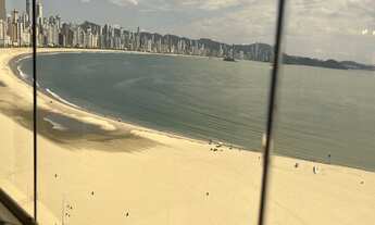 Imagem 3: LINDÍSSIMO APARTAMENTO FRENTE MAR COM 4 SUÍTES EM BALNEÁRIO CAMBORIÚ