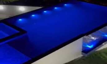 Imagem 2: CASA COM PISCINA BORDA INFINITA PRAIA DE TAQUARAS EM BALNEÁRIO CAMBORIÚ