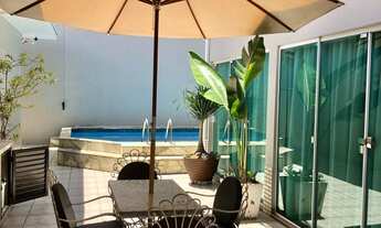 Imagem: Casa na frente e Sobrado nos fundos Estuda