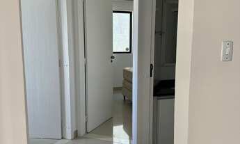 Imagem 5: Apartamento 2 dormitorios -sacada com churrasqueira rua reta ao mar Balneário Camboriu