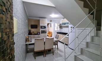 Imagem 3: Excelente Sobrado Semi Mobiliado a Venda no bairro Santa Regina em Camboriú, próximo a Es