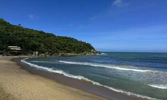Imagem: CASA FRENTE MAR COM PISCINA NA PRAIA DE