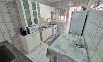 Imagem 2: Apartamento central em Balneário Camboriu. 2 dormitórios COM AR CONDICIONADO