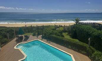 Imagem 2: LINDA CASA COM PISCINA ALTO PADRÃO FRENTE MAAR NA PRAIA DO ESTALEIRINHO