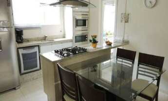 Imagem: 3 dormitórios / Sacada com vista do mar!