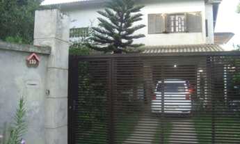 Imagem: Casa na Praia dos Amores para Verão !!!