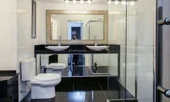 Imagem 5: Linda Casa com Piscina Central em Balneário Camboriú