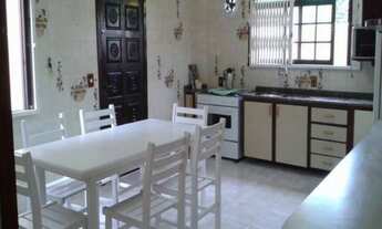 Imagem 4: Grande casa com PISCINA centro de Baln Camboriu