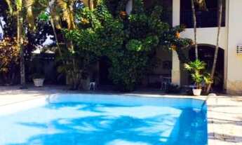 Imagem: GRANDE CASA COM PISCINA NO CENTRO DE B