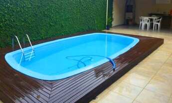 Imagem 2: CASA COM PISCINA CENTRO BALNEÁRIO CAMBORIÚ