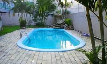 Imagem 2: Casa com PISCINA na Praia Brava / dos Amores