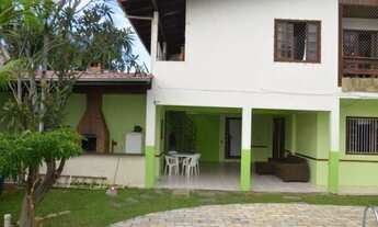 Imagem 7: Casa com PISCINA na Praia Brava / dos Amores