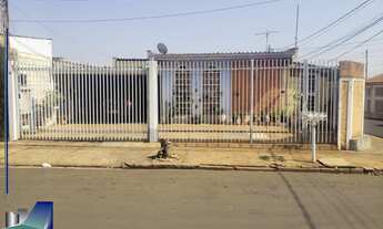 Imagem 2: Casa a venda no Campos Eliseos ótima localização 3 quartos 2 banheiros